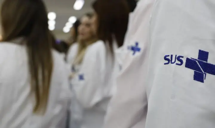 Ministério da Saúde prorroga atuação do Mais Médicos Especialistas