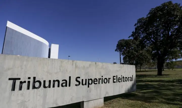 TSE cria conselho consultivo para monitorar desinformação e inteligência artificial nas eleições